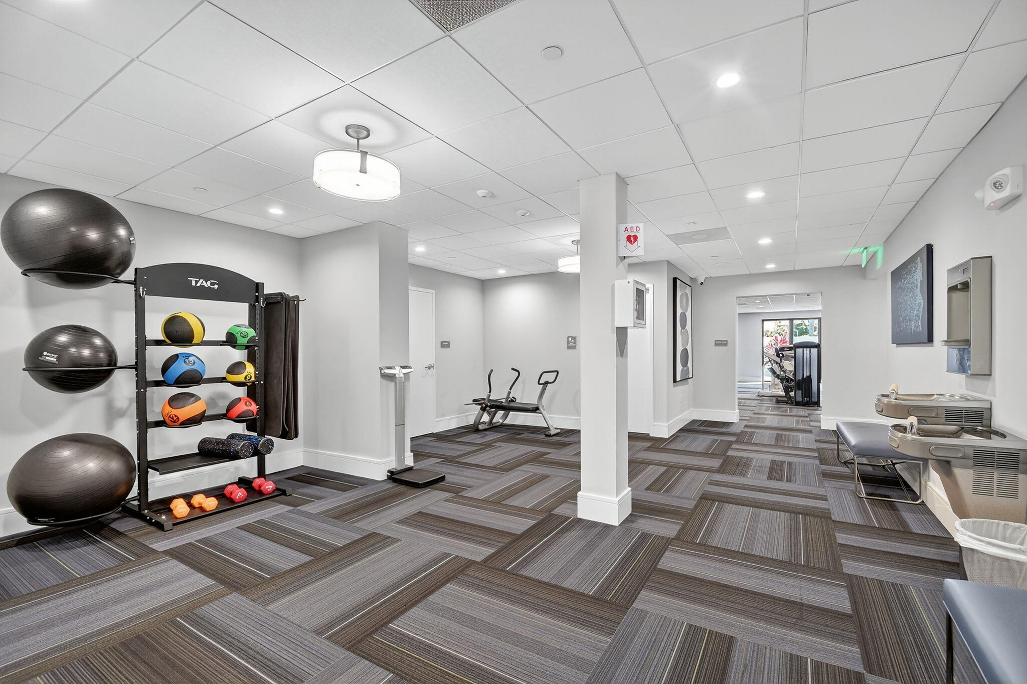 HUNTINGTON LAKES SEC TWO CONDOS - Residential