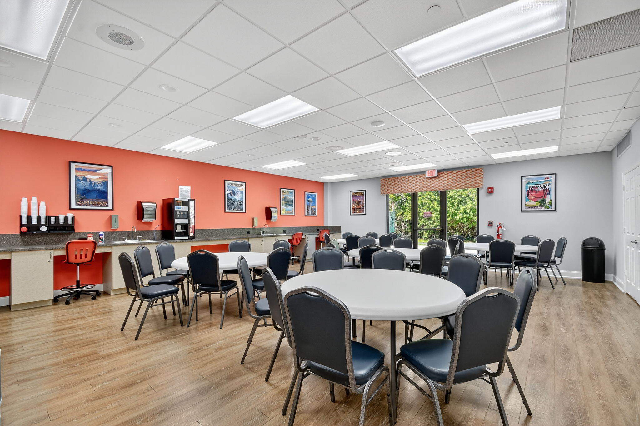 HUNTINGTON LAKES SEC TWO CONDOS - Residential