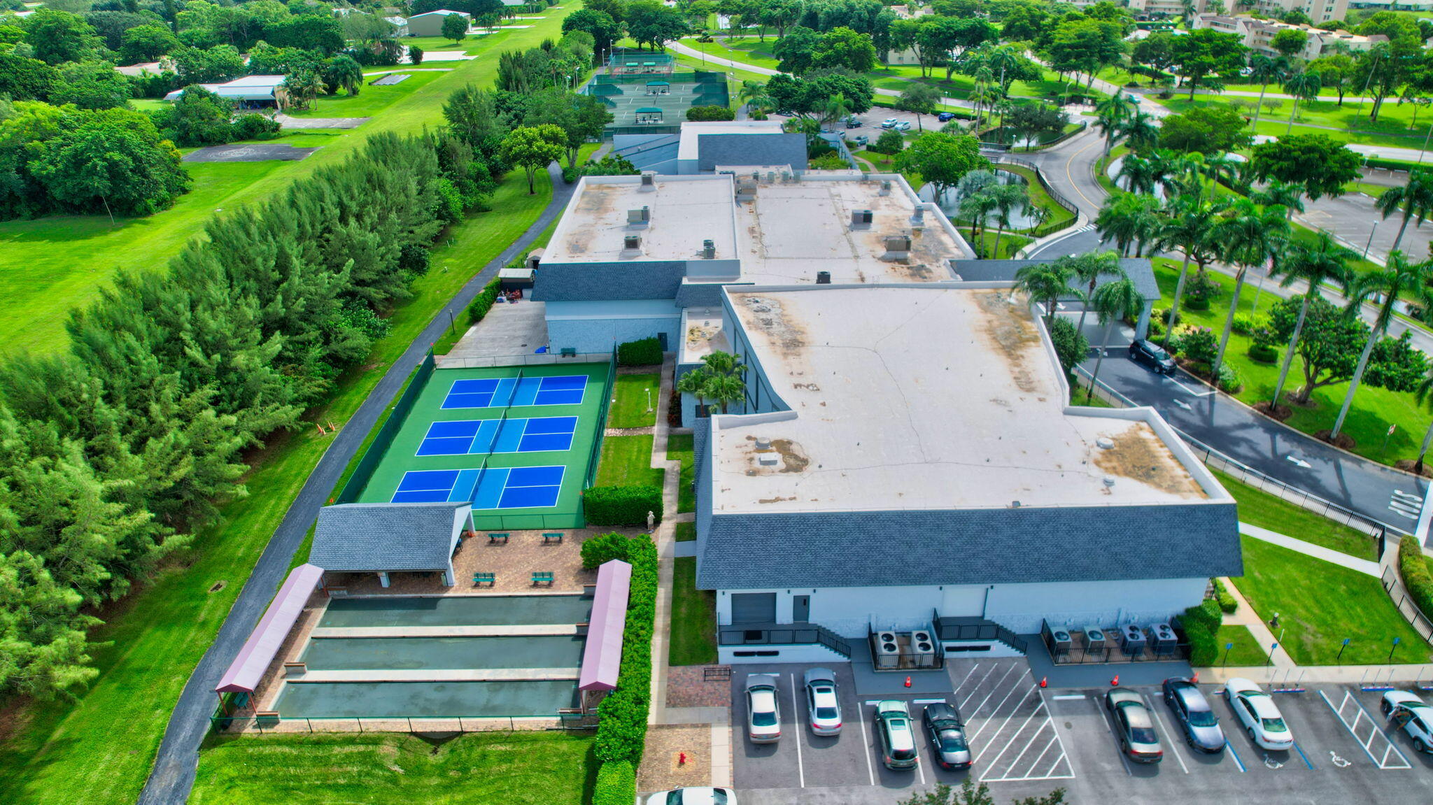 HUNTINGTON LAKES SEC TWO CONDOS - Residential