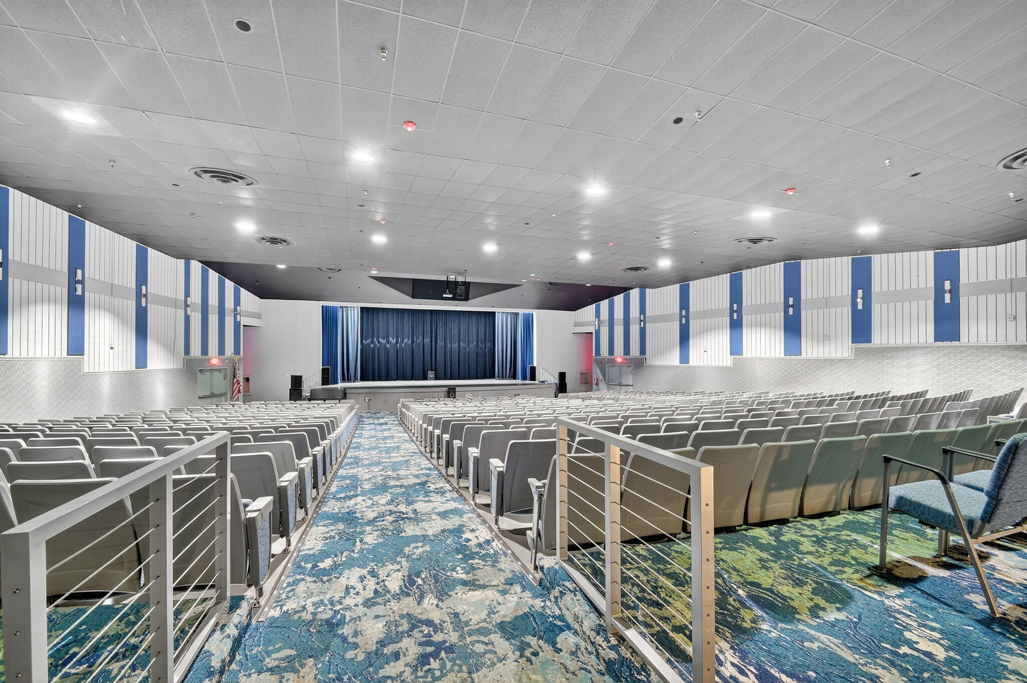 HUNTINGTON LAKES SEC TWO CONDOS - Residential
