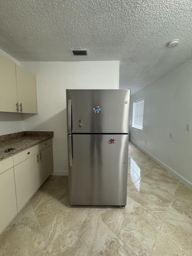 LAKE WORTH TOWN OF - Residential Lease