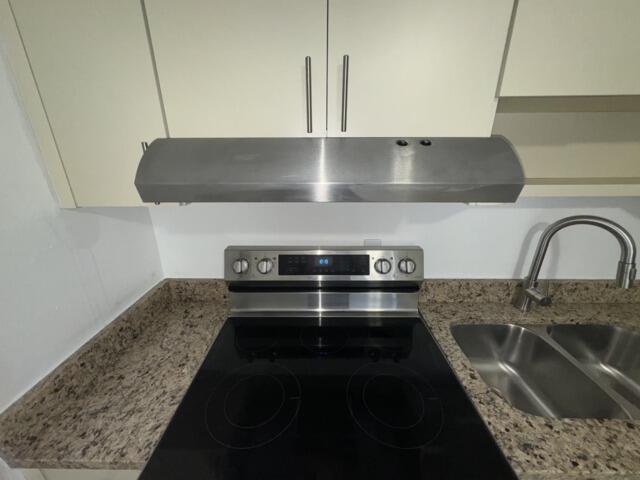 LAKE WORTH TOWN OF - Residential Lease