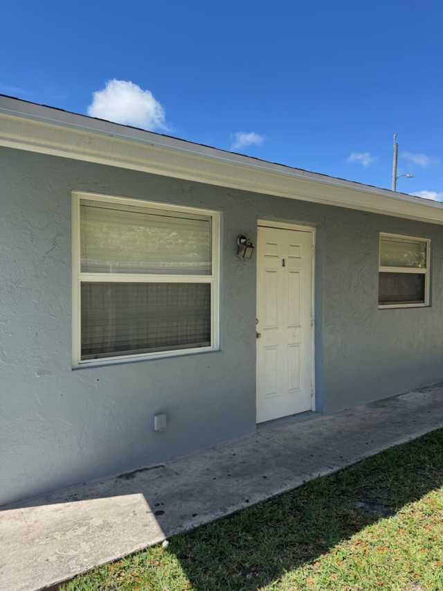LAKE WORTH TOWN OF - Residential Lease