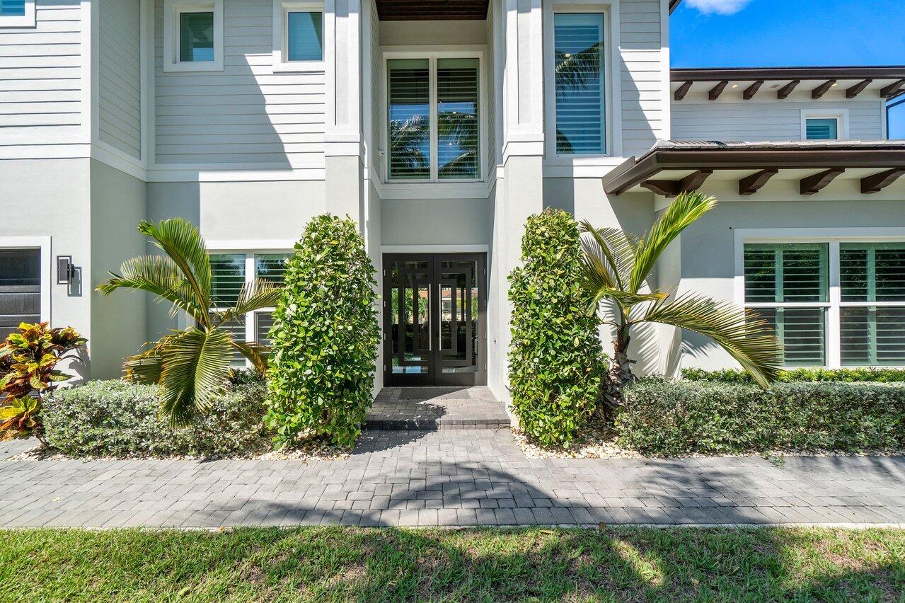 TROPIC ISLE - Residential