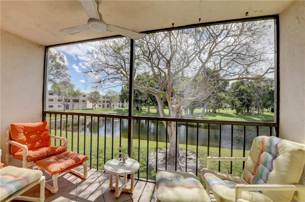 WATERSEDGE AT THE LAKES O - Residential