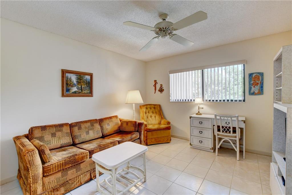 WATERSEDGE AT THE LAKES O - Residential