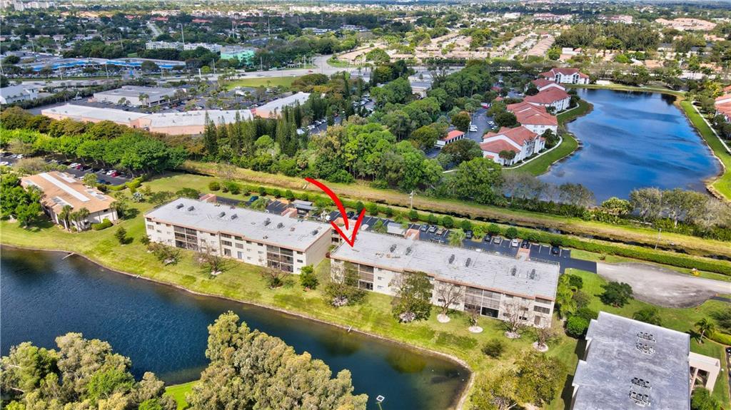 WATERSEDGE AT THE LAKES O - Residential