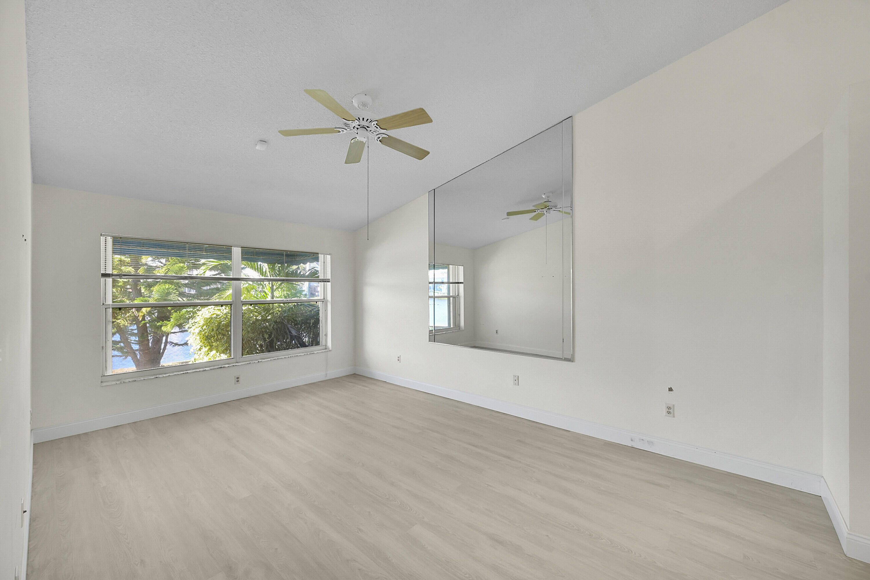 WEITZER SUB 2 - Residential Lease