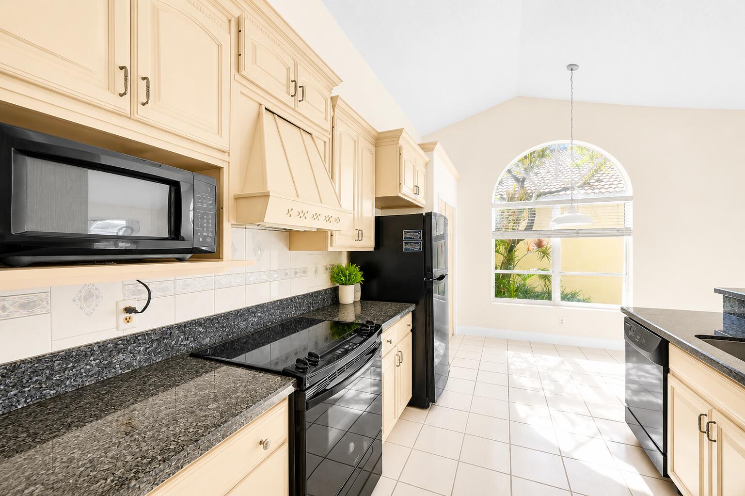 WEITZER SUB 2 - Residential Lease