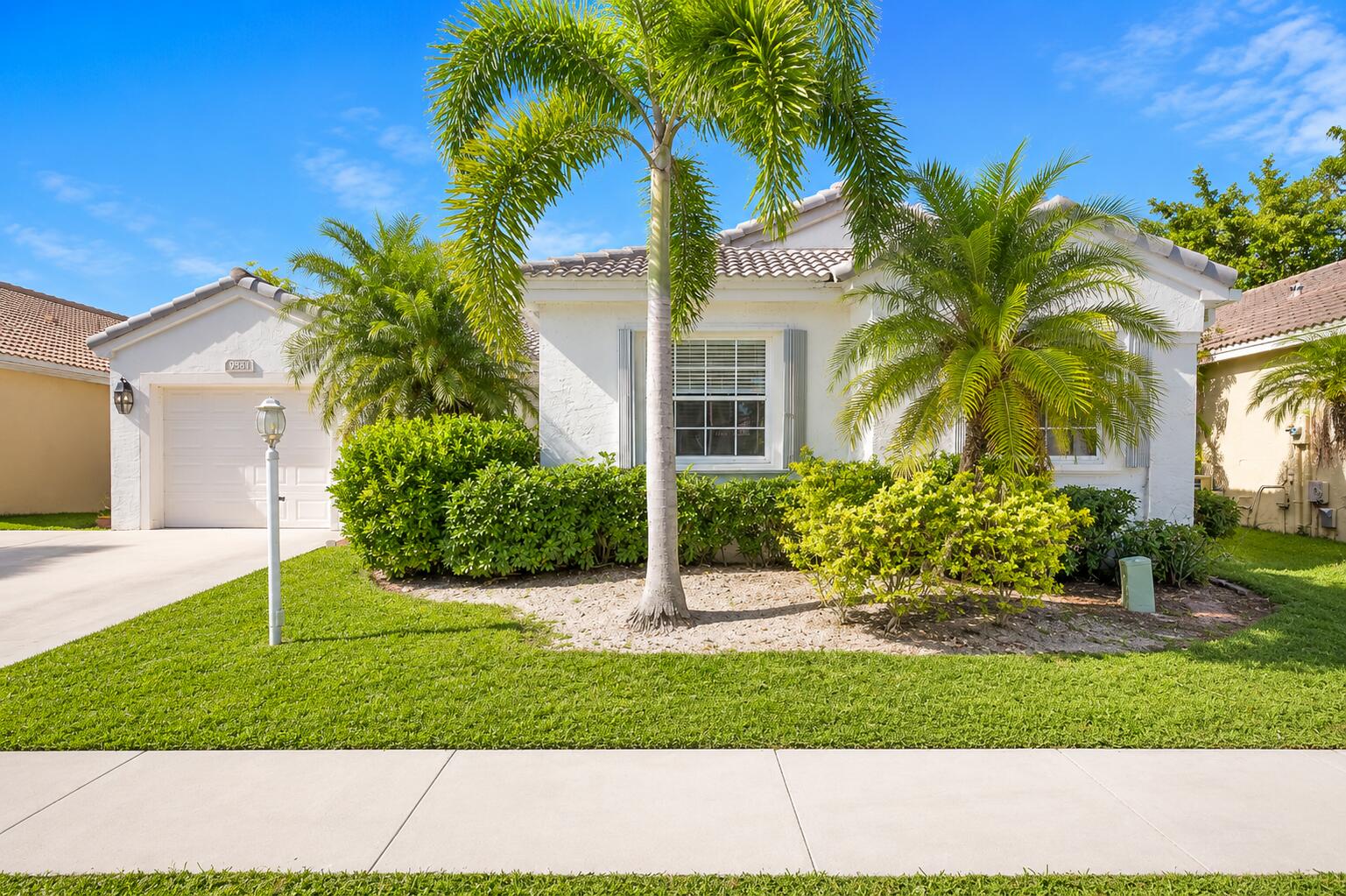 WEITZER SUB 2 - Residential Lease