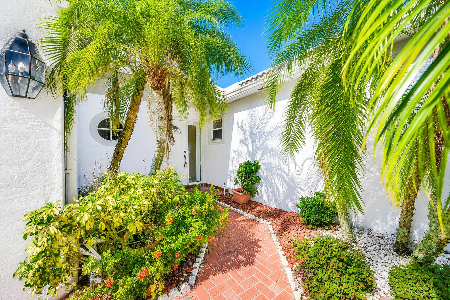 WEITZER SUB 2 - Residential Lease