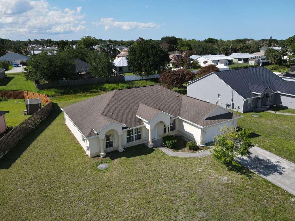 Beautiful 4/2/2 house built by Mercedes Homes, Ascot model. Excellent open floor plan layout. The house is painted on the interior. It has flooring throughout the house. It includes a living room, dining room, family room, office space, breakfast area. The second bathroom has access to the patio. And it has a sliding door providing access to the patio. The house has a fence in the back. The seller is motivated but wants motivating offers. All measure approx.   Motivated seller, bring offers and send with qualification letter. NO BLINDS