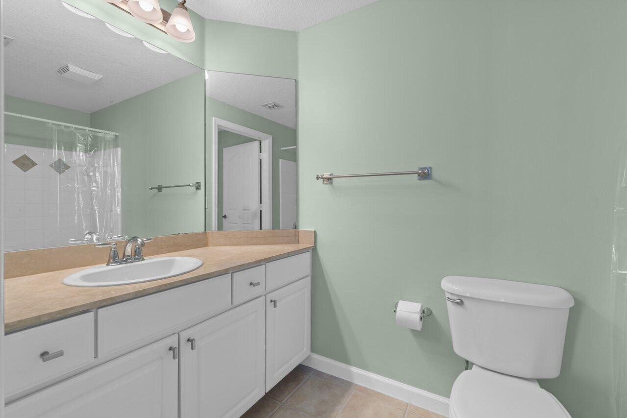 SOMERSET AT ABACOA CONDO - Residential Lease
