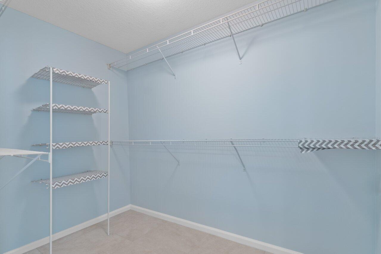 SOMERSET AT ABACOA CONDO - Residential Lease