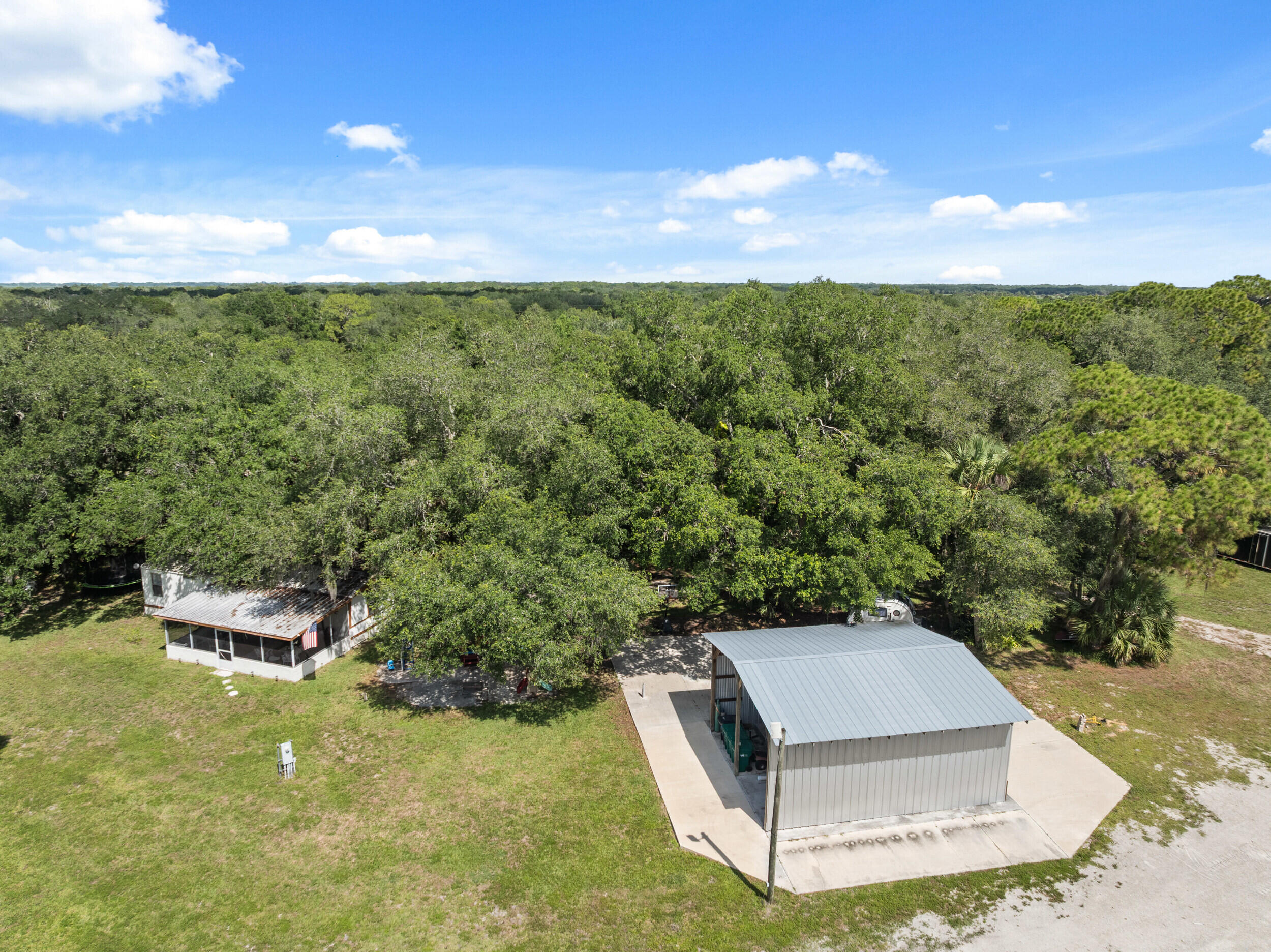QUAIL WOODS - Residential