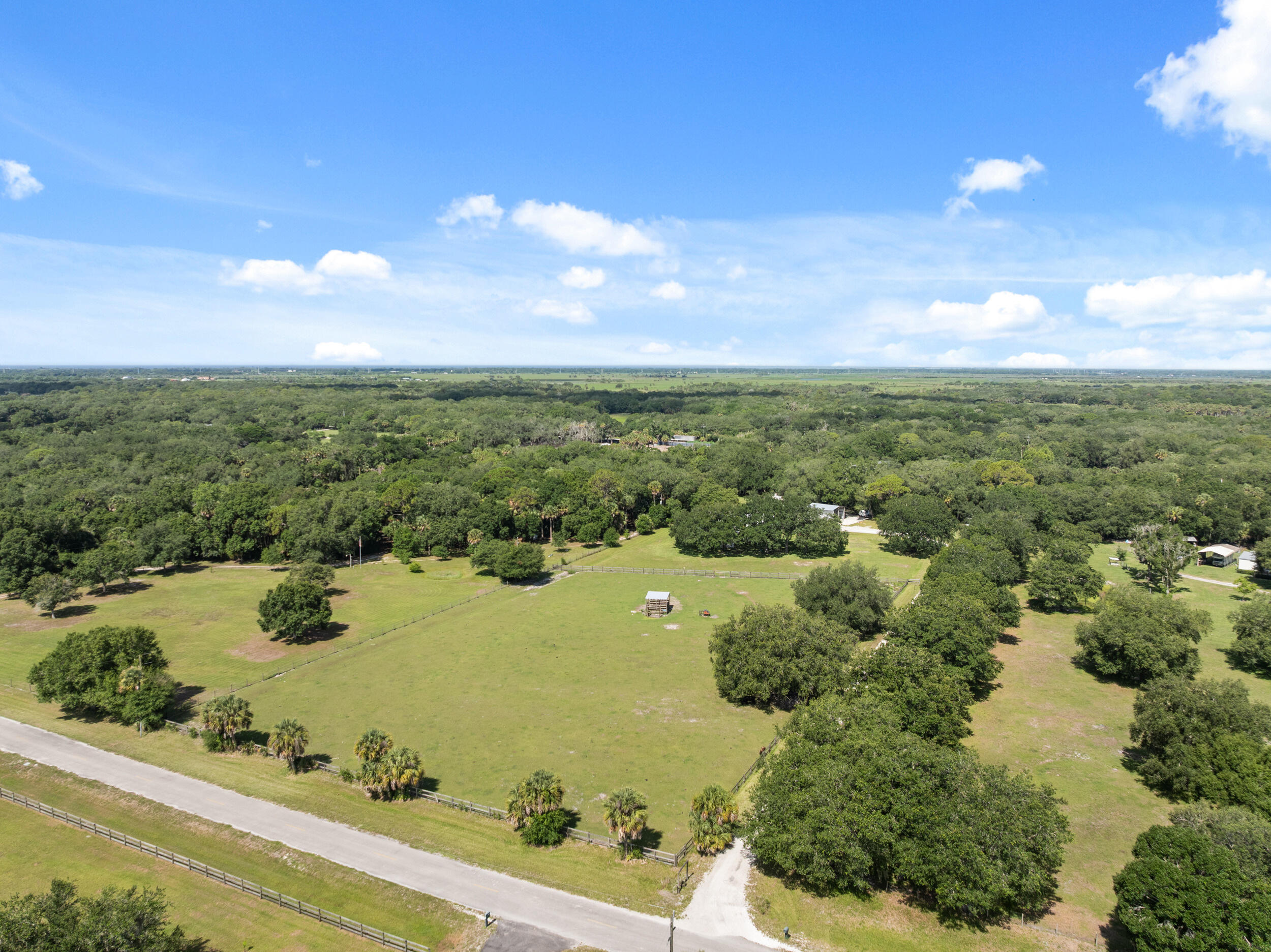QUAIL WOODS - Residential