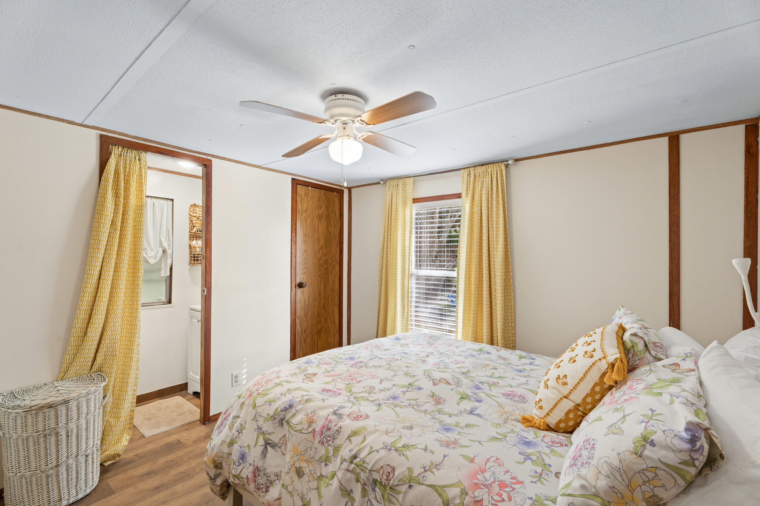 QUAIL WOODS - Residential