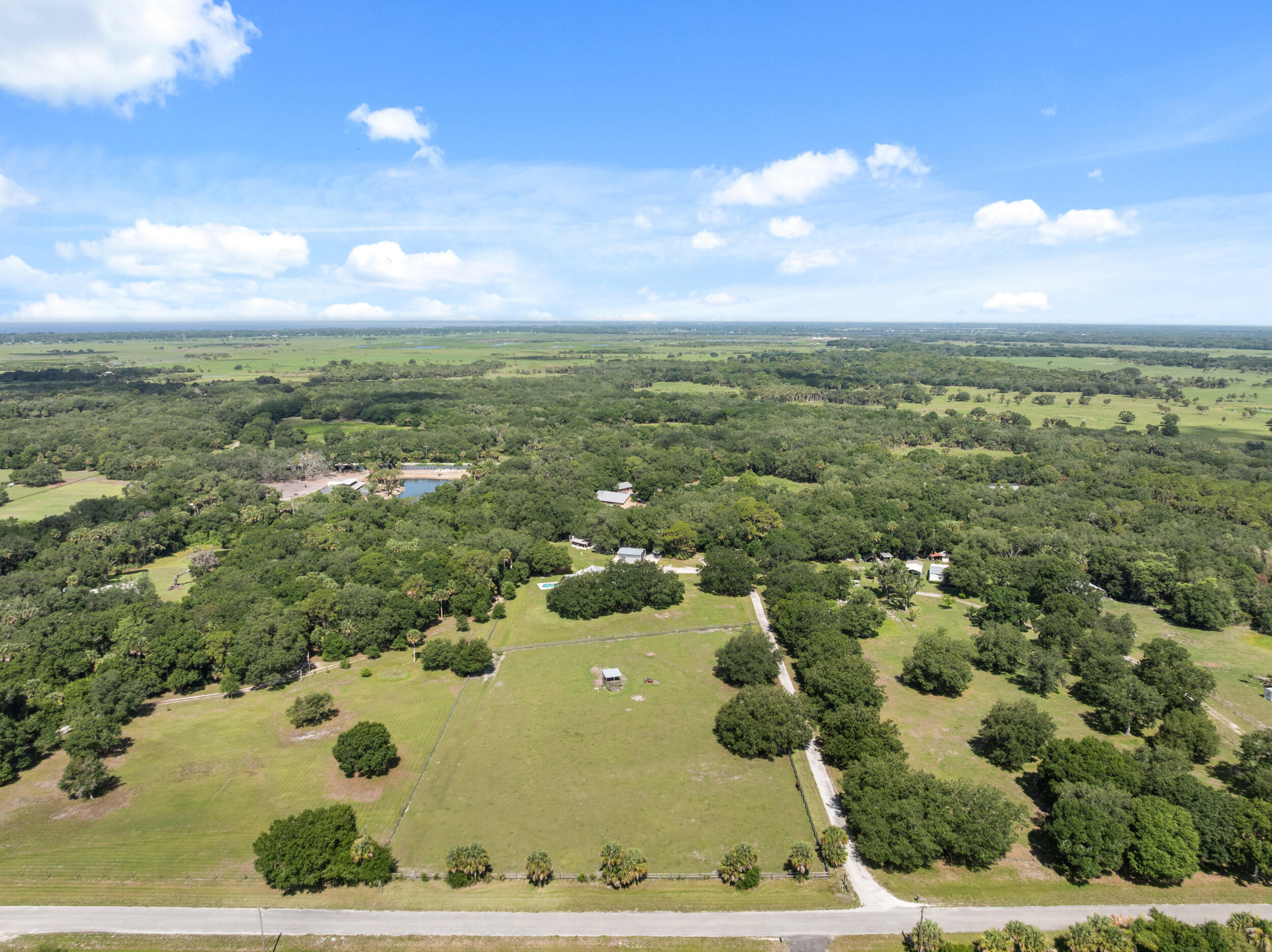 QUAIL WOODS - Residential