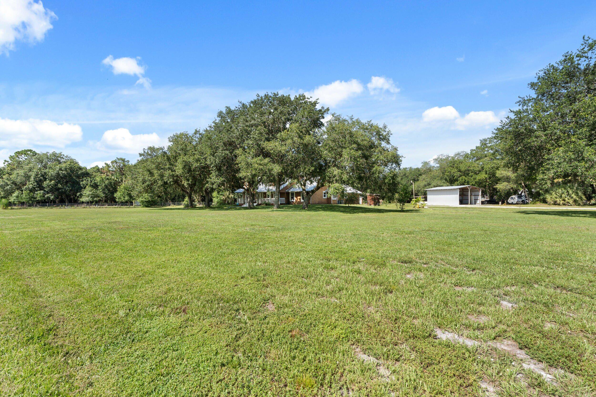 QUAIL WOODS - Residential