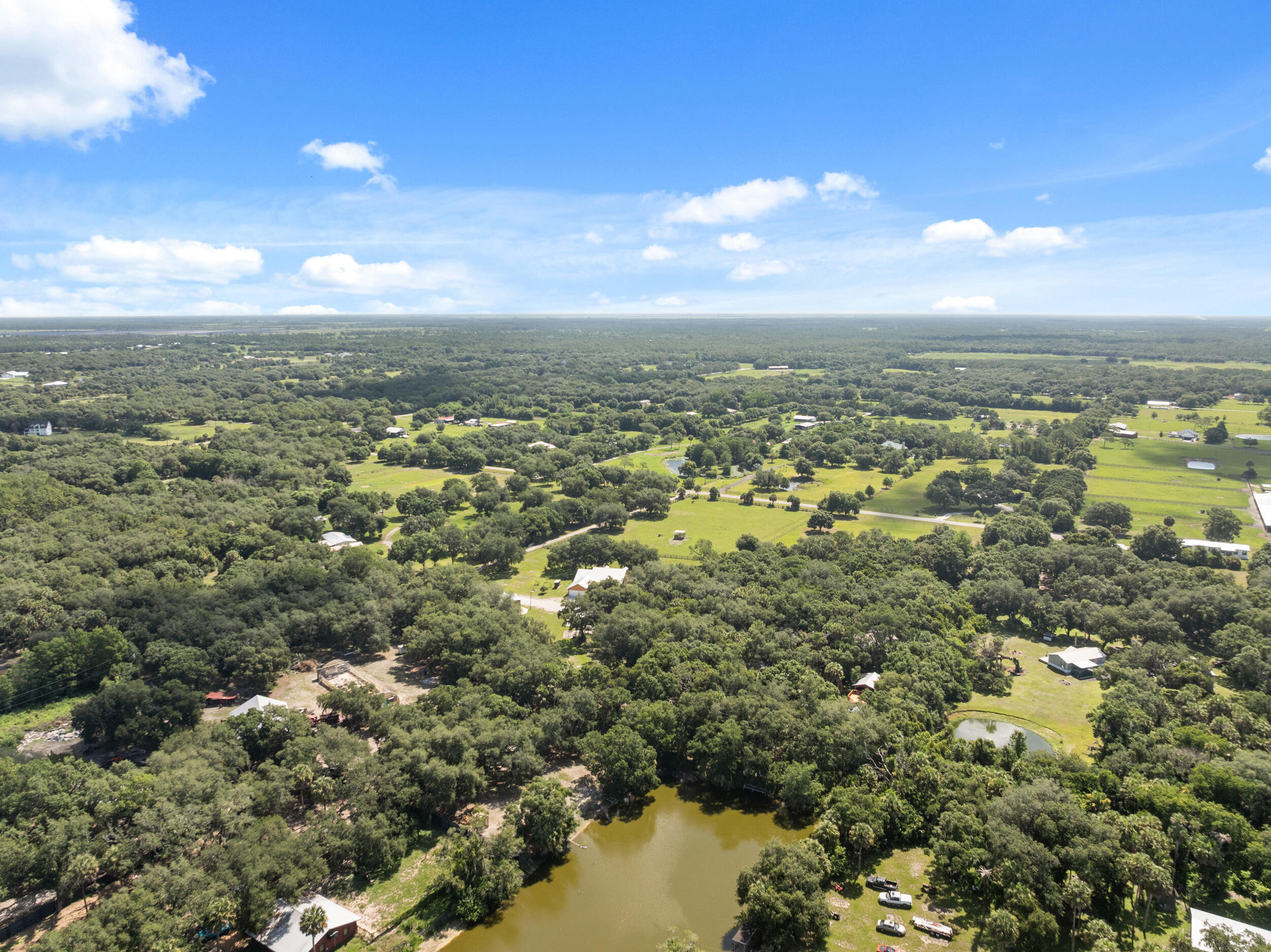 QUAIL WOODS - Residential