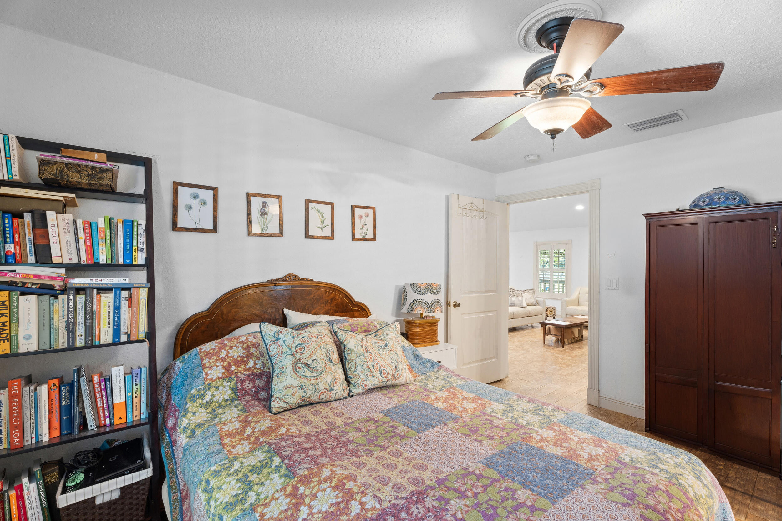 QUAIL WOODS - Residential