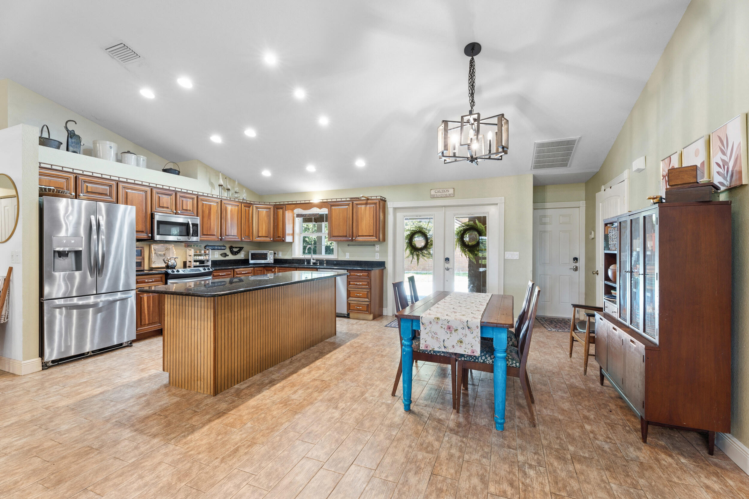 QUAIL WOODS - Residential