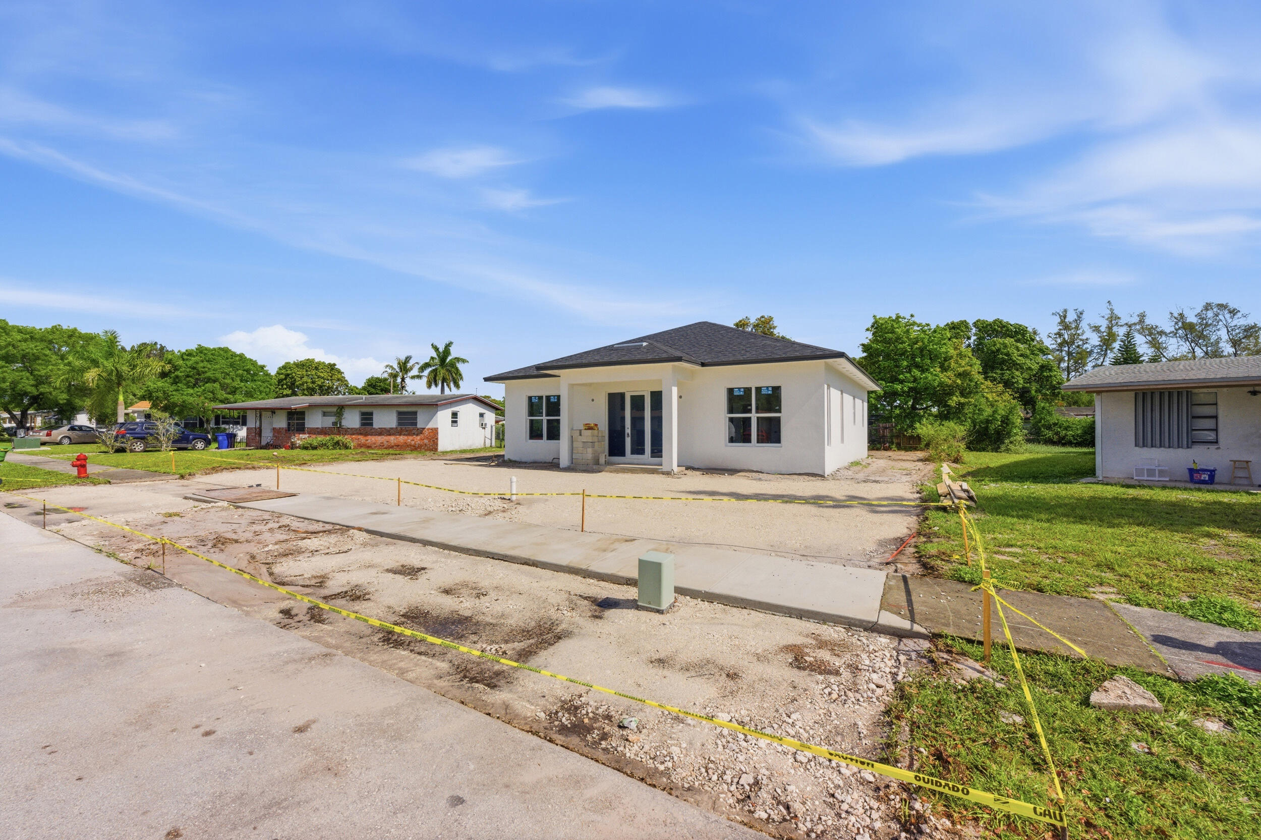 LAUDERDALE MANORS AMD PLAT - Residential