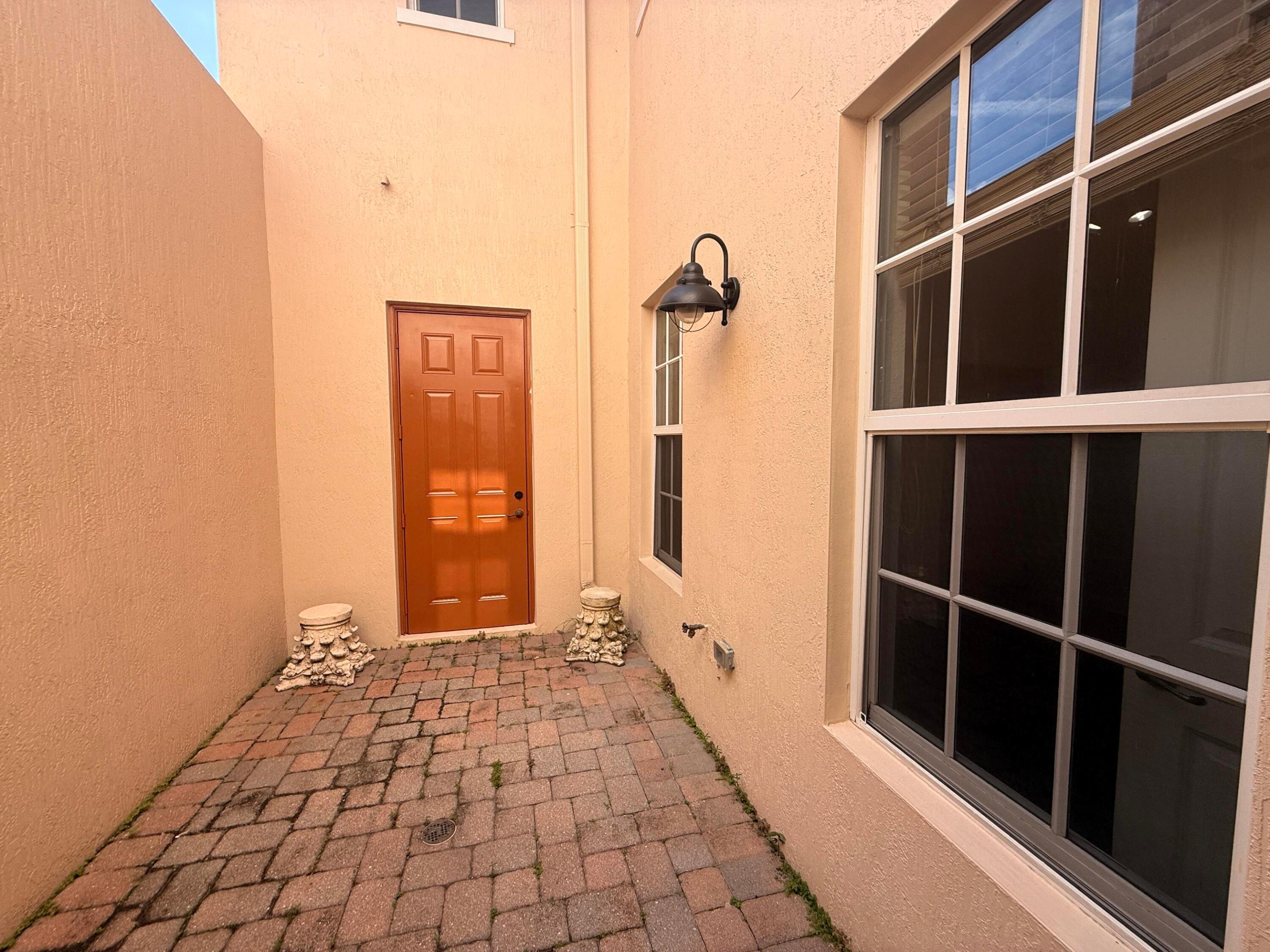 PENINSULA VILLAGE GREENS - Residential Lease