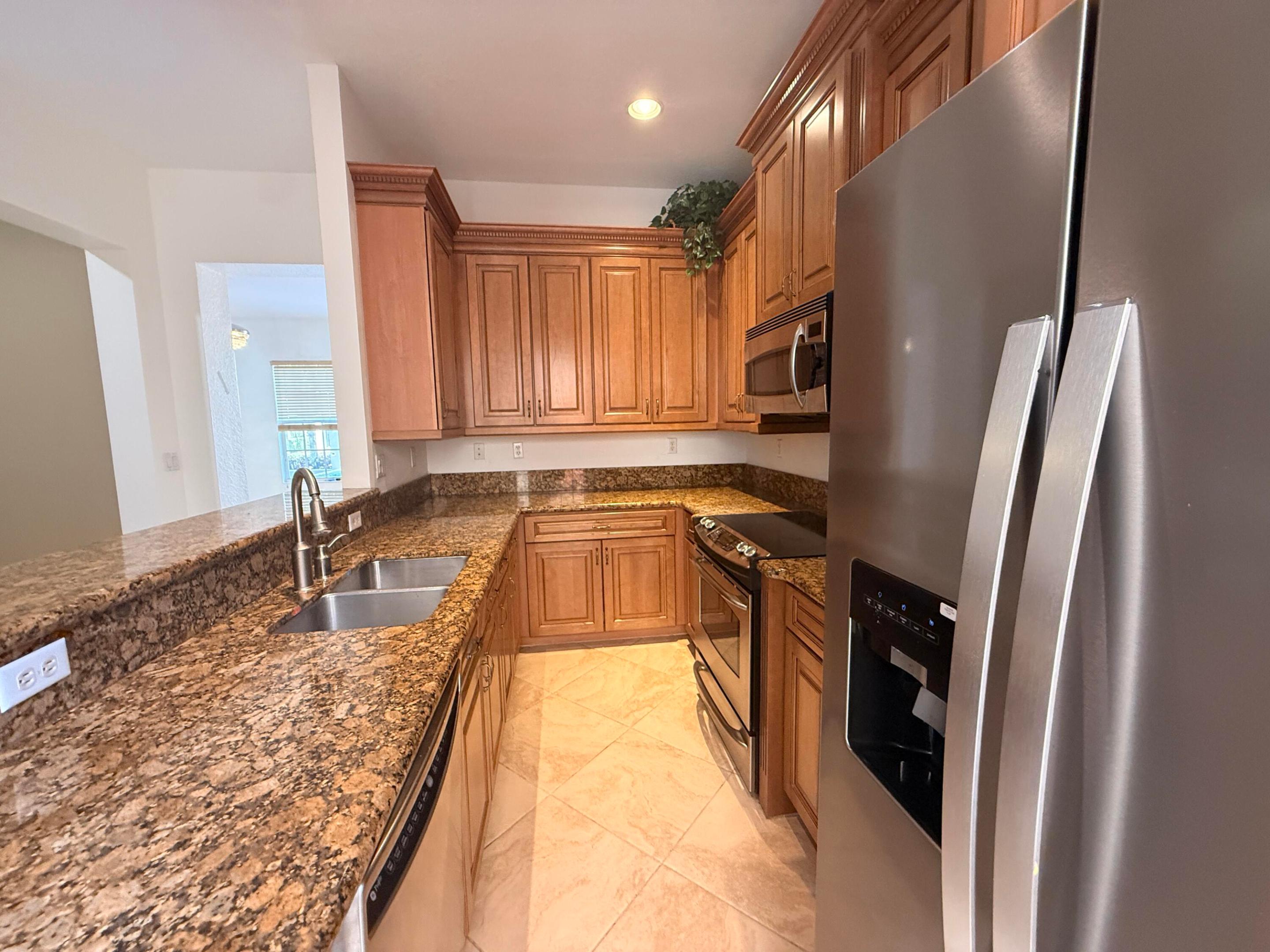 PENINSULA VILLAGE GREENS - Residential Lease