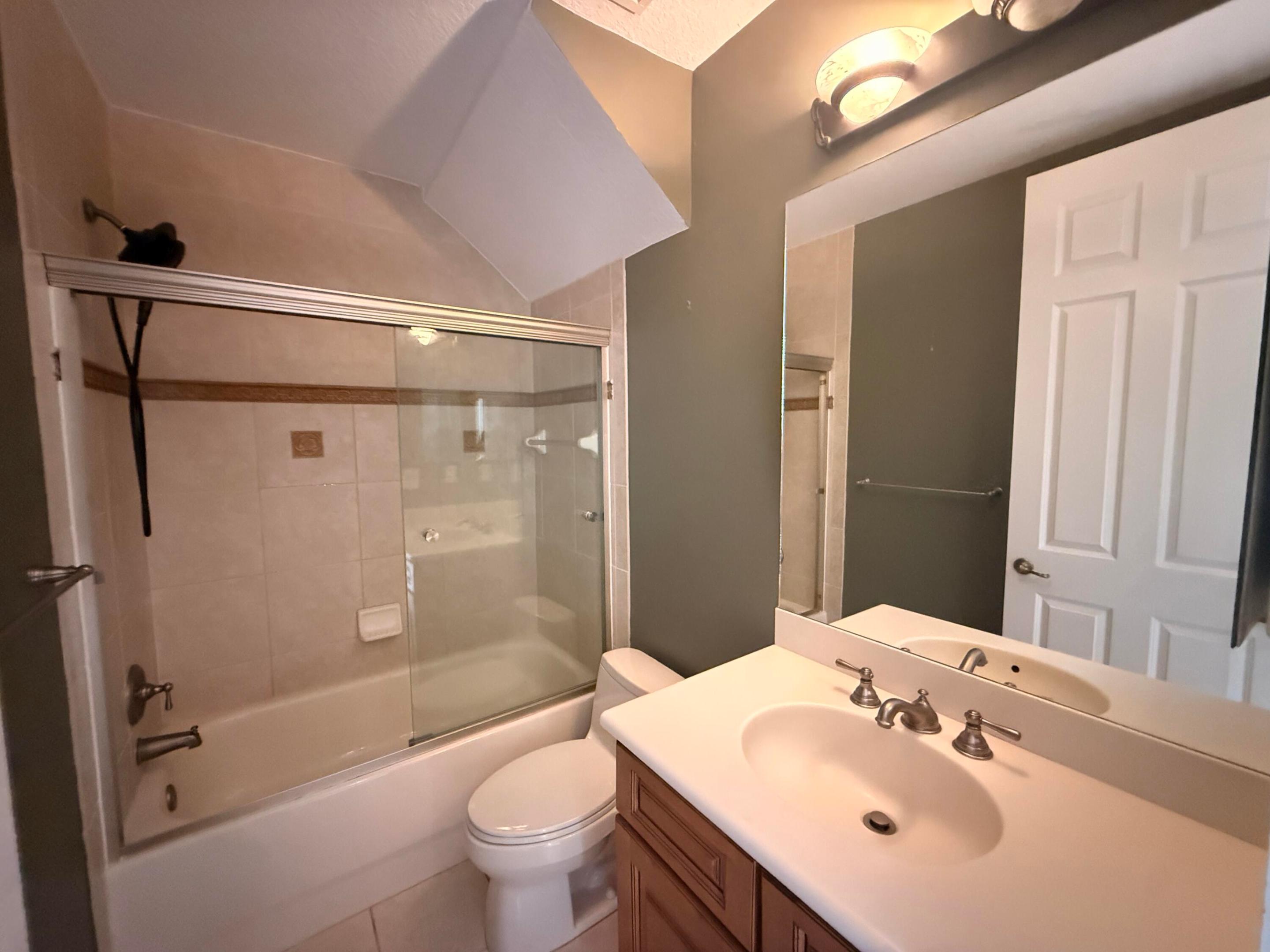 PENINSULA VILLAGE GREENS - Residential Lease