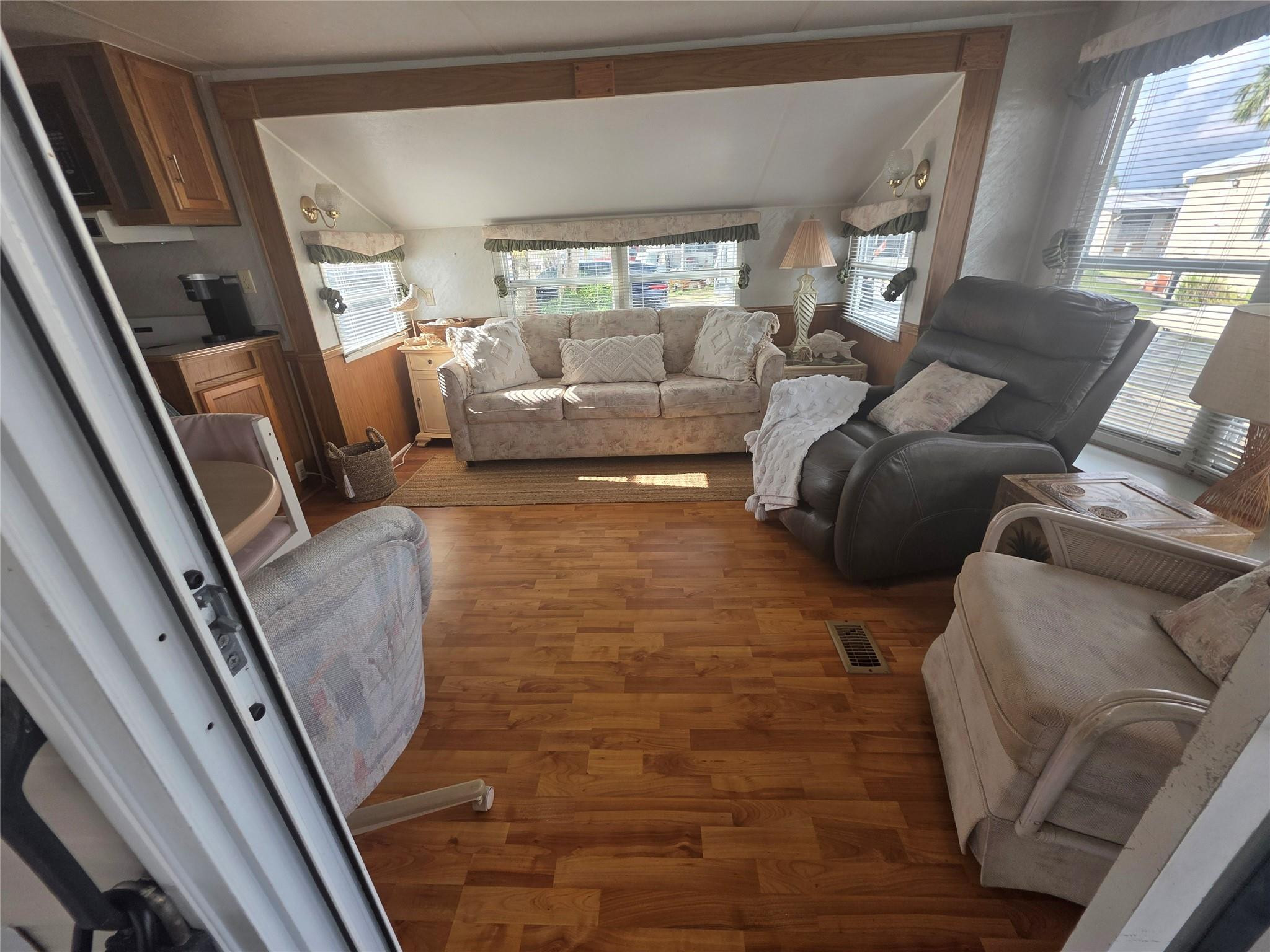 Ancient Oaks RV Resort - Residential