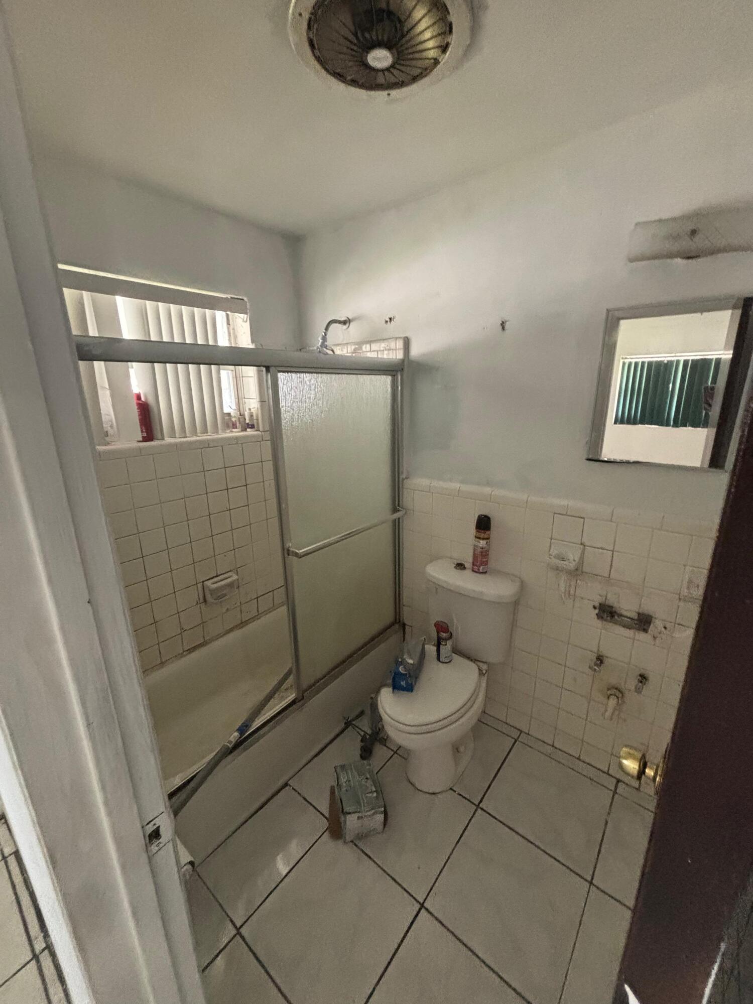 HOLLOWAY ADDN TO BELLE GLADE - Residential