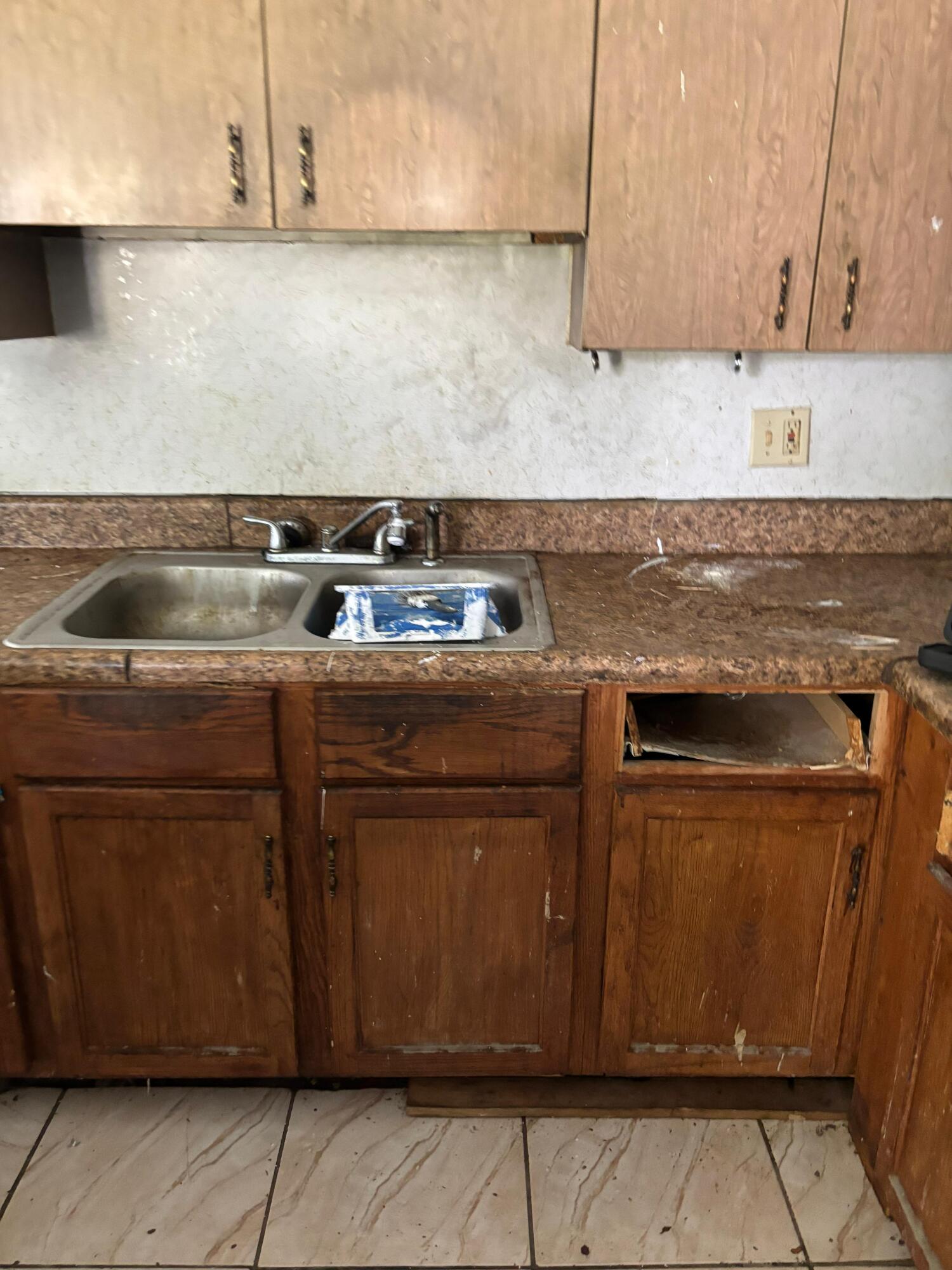 HOLLOWAY ADDN TO BELLE GLADE - Residential