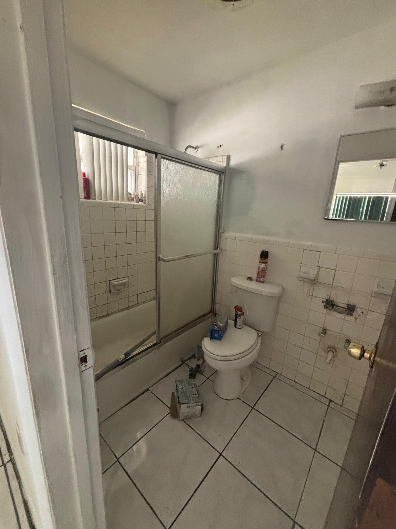 HOLLOWAY ADDN TO BELLE GLADE - Residential