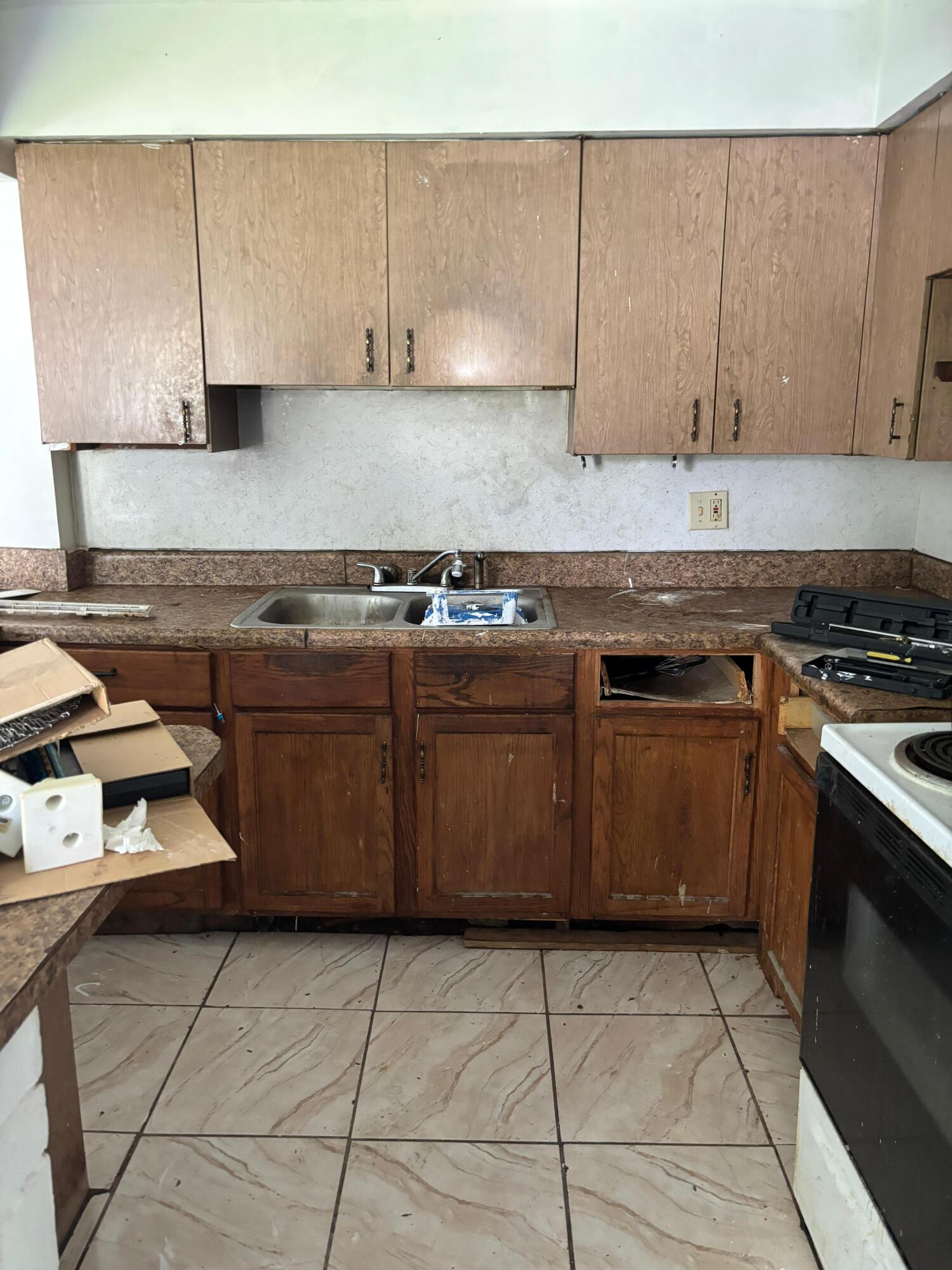 HOLLOWAY ADDN TO BELLE GLADE - Residential