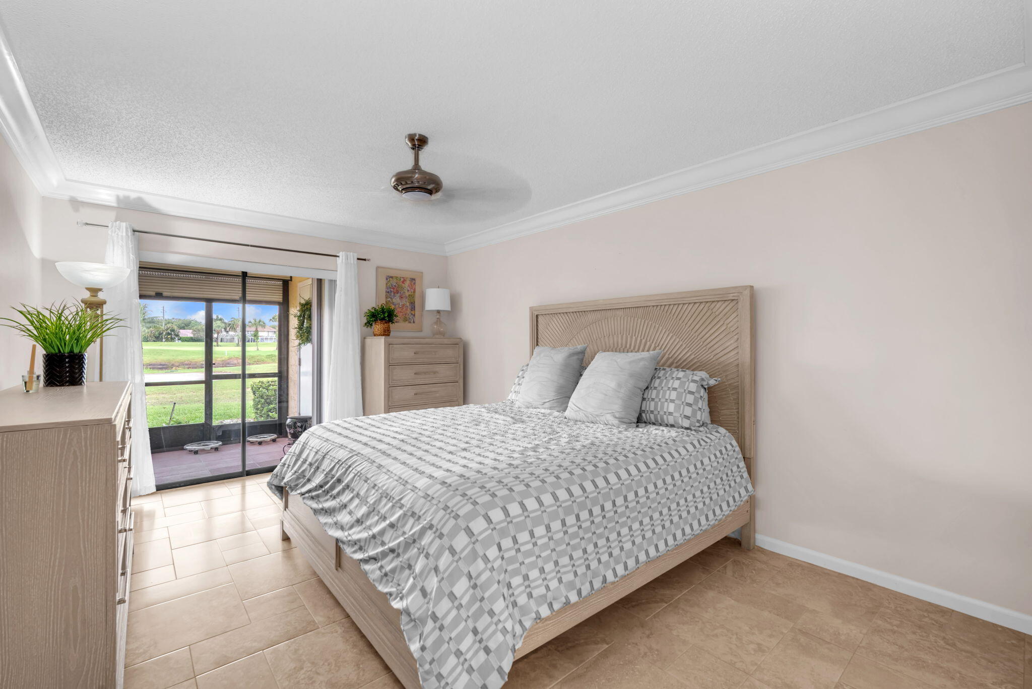 KEYSTONE CONDO - Residential