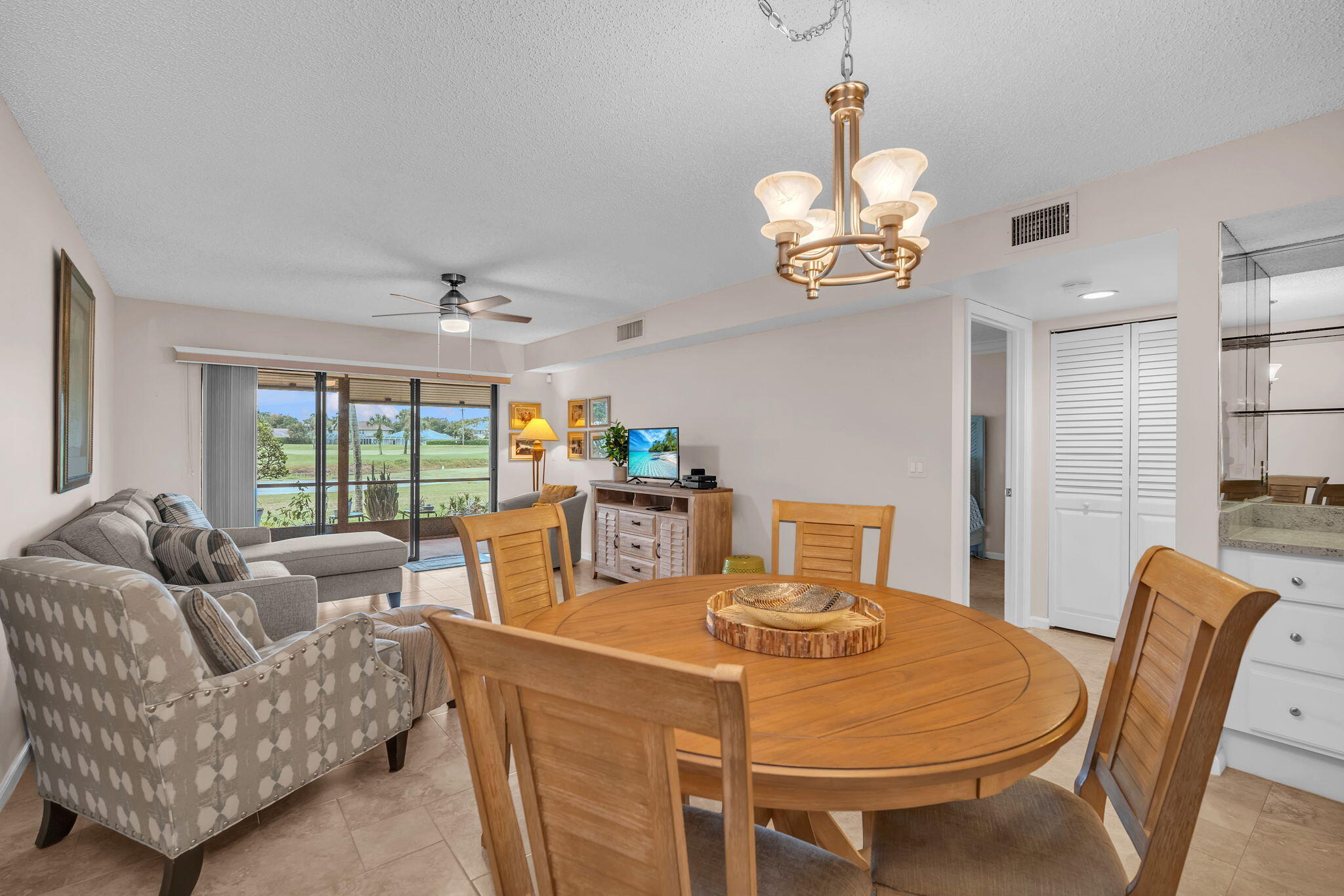 KEYSTONE CONDO - Residential