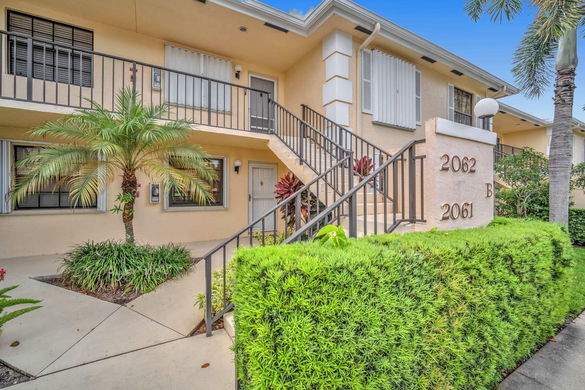KEYSTONE CONDO - Residential