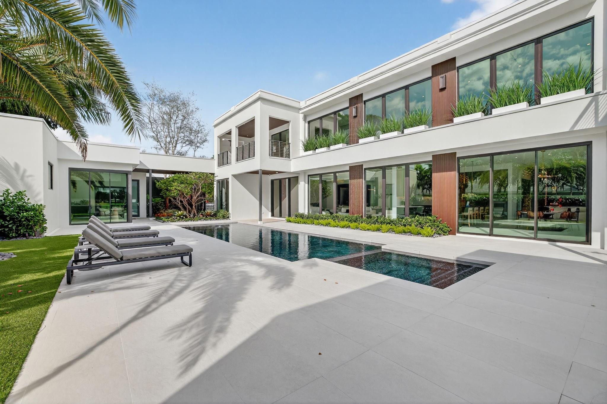 Coral Ridge Country Club - Residential