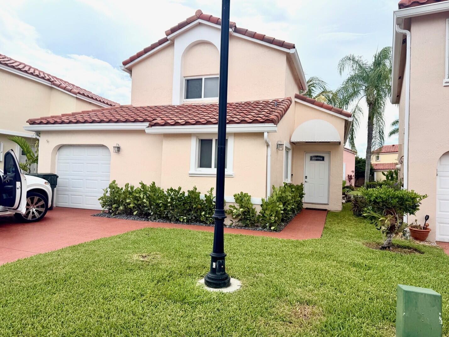 HOMES AT SHERIDAN OCEAN CLUB - Residential