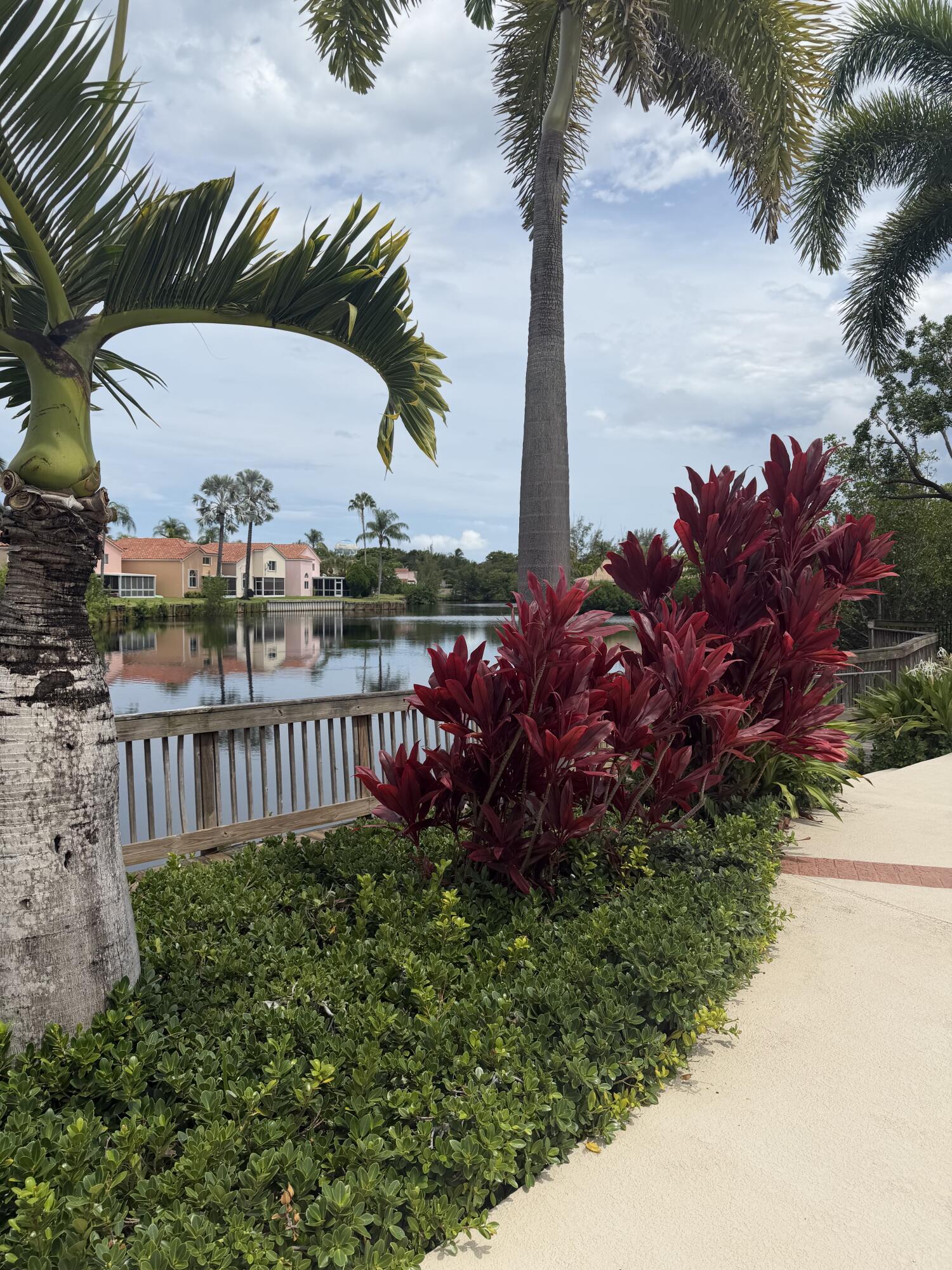 HOMES AT SHERIDAN OCEAN CLUB - Residential