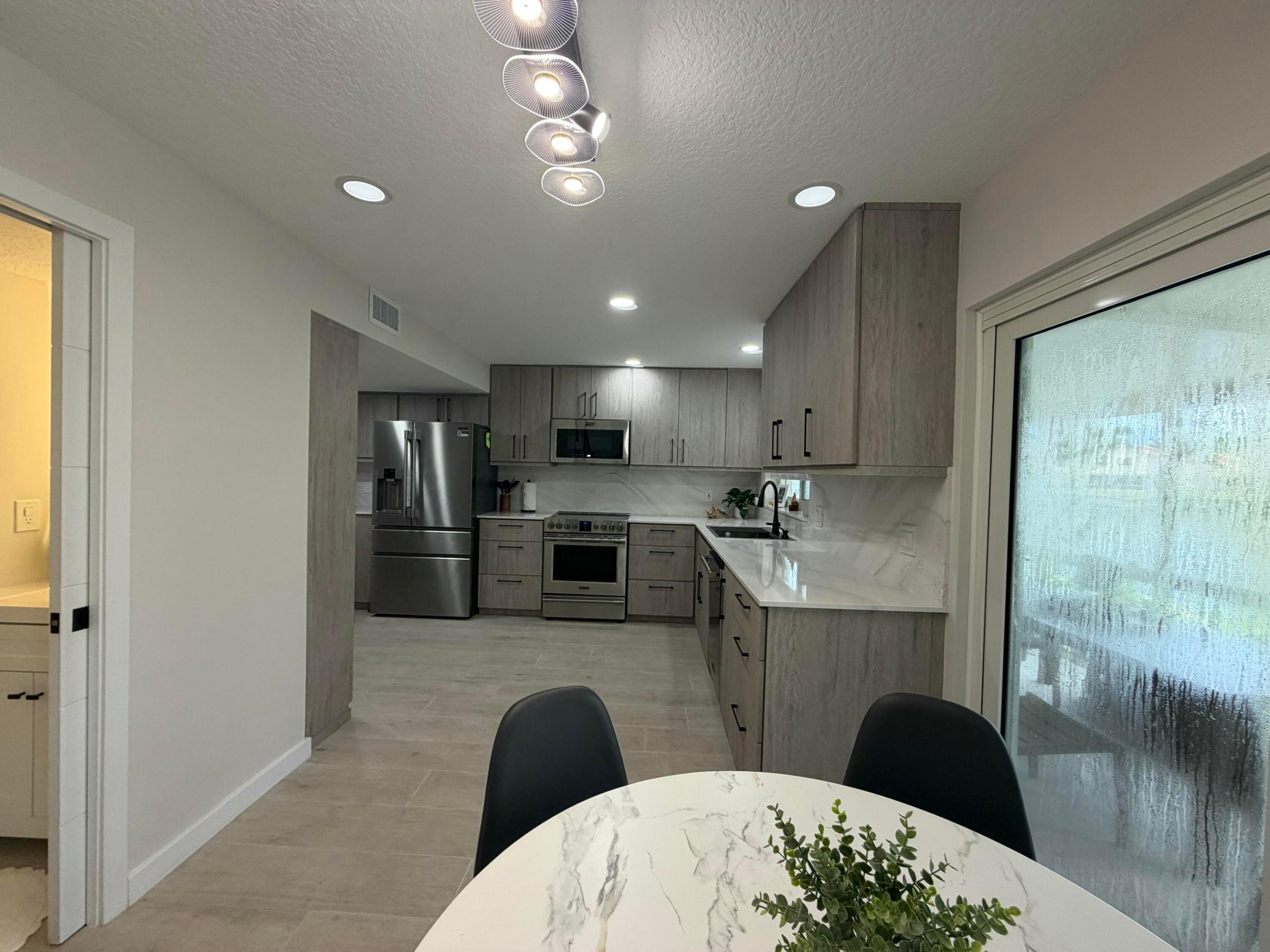 HOMES AT SHERIDAN OCEAN CLUB - Residential
