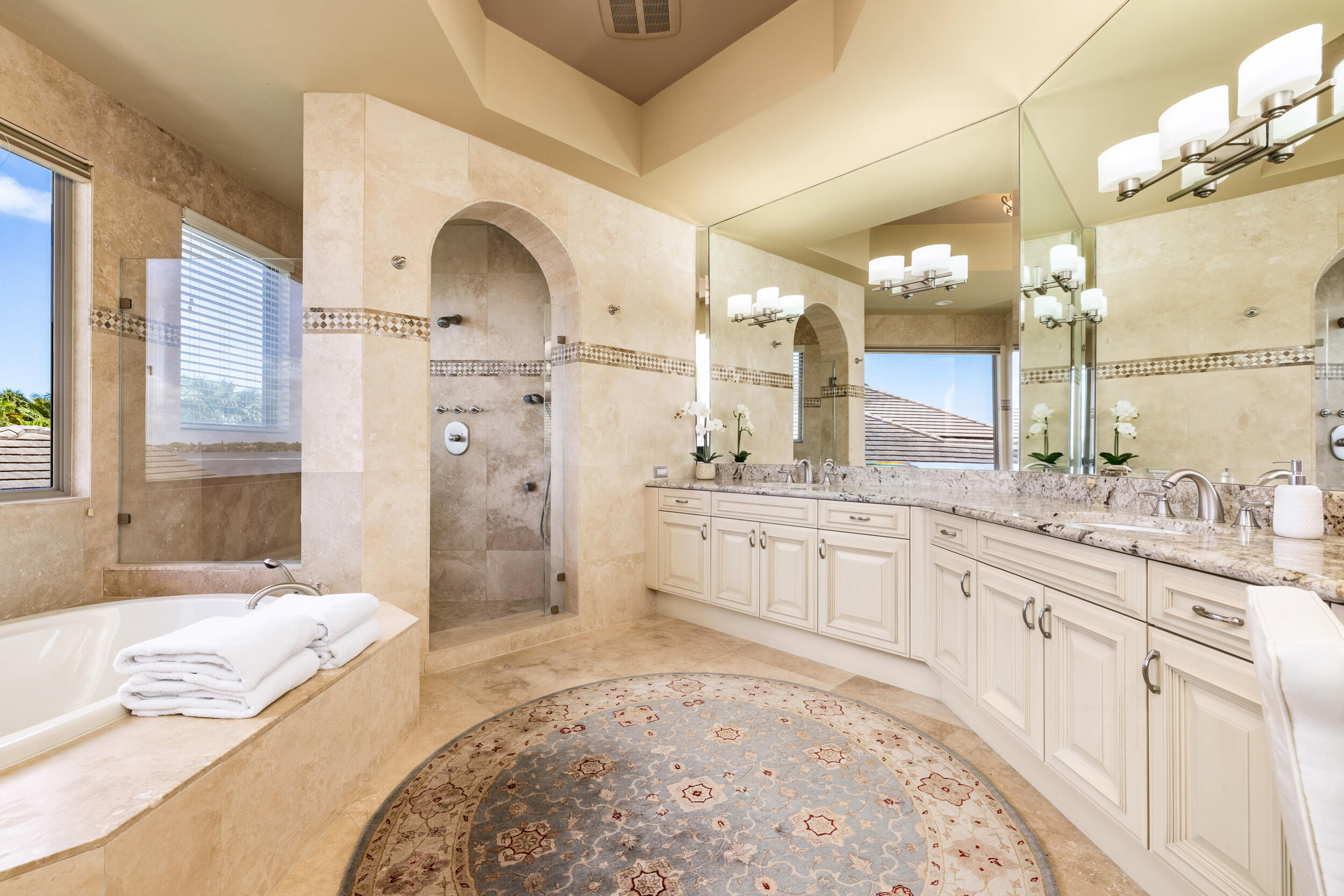 LAKE SHORES LANTANA - Residential