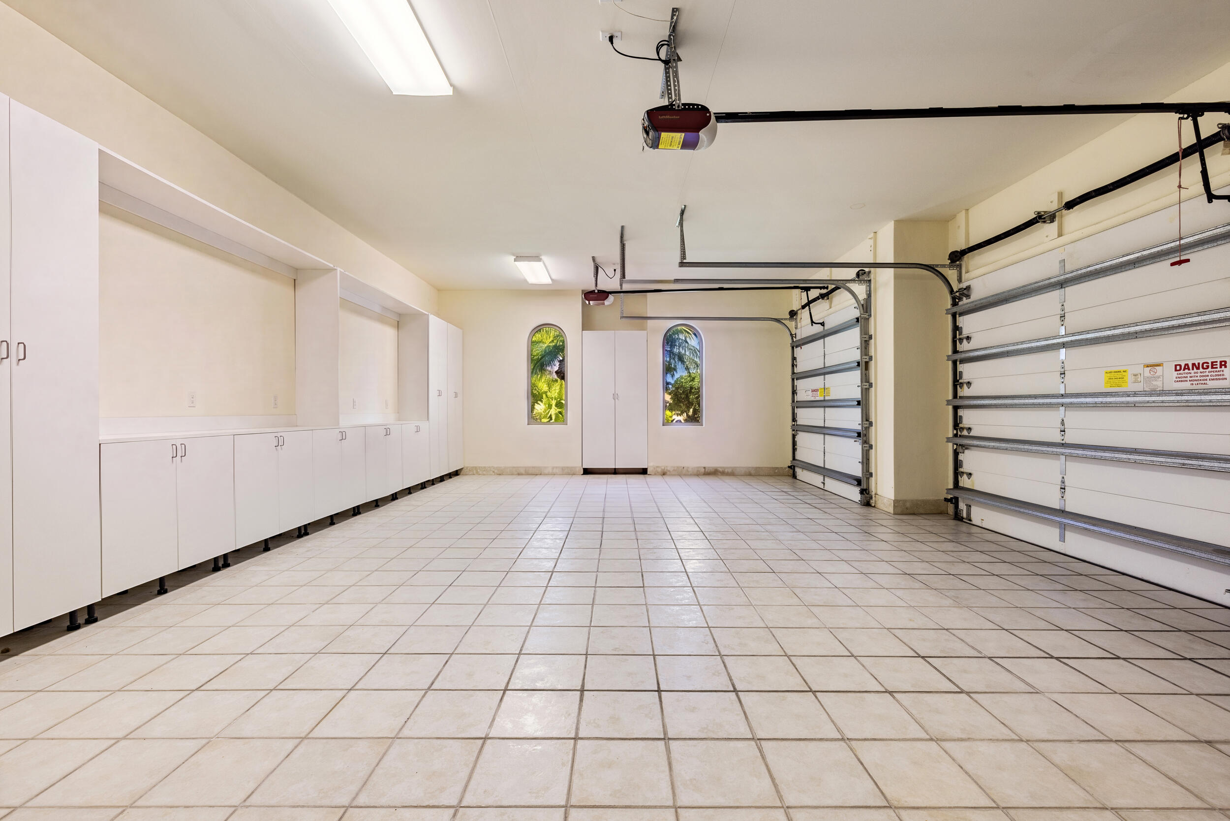 LAKE SHORES LANTANA - Residential