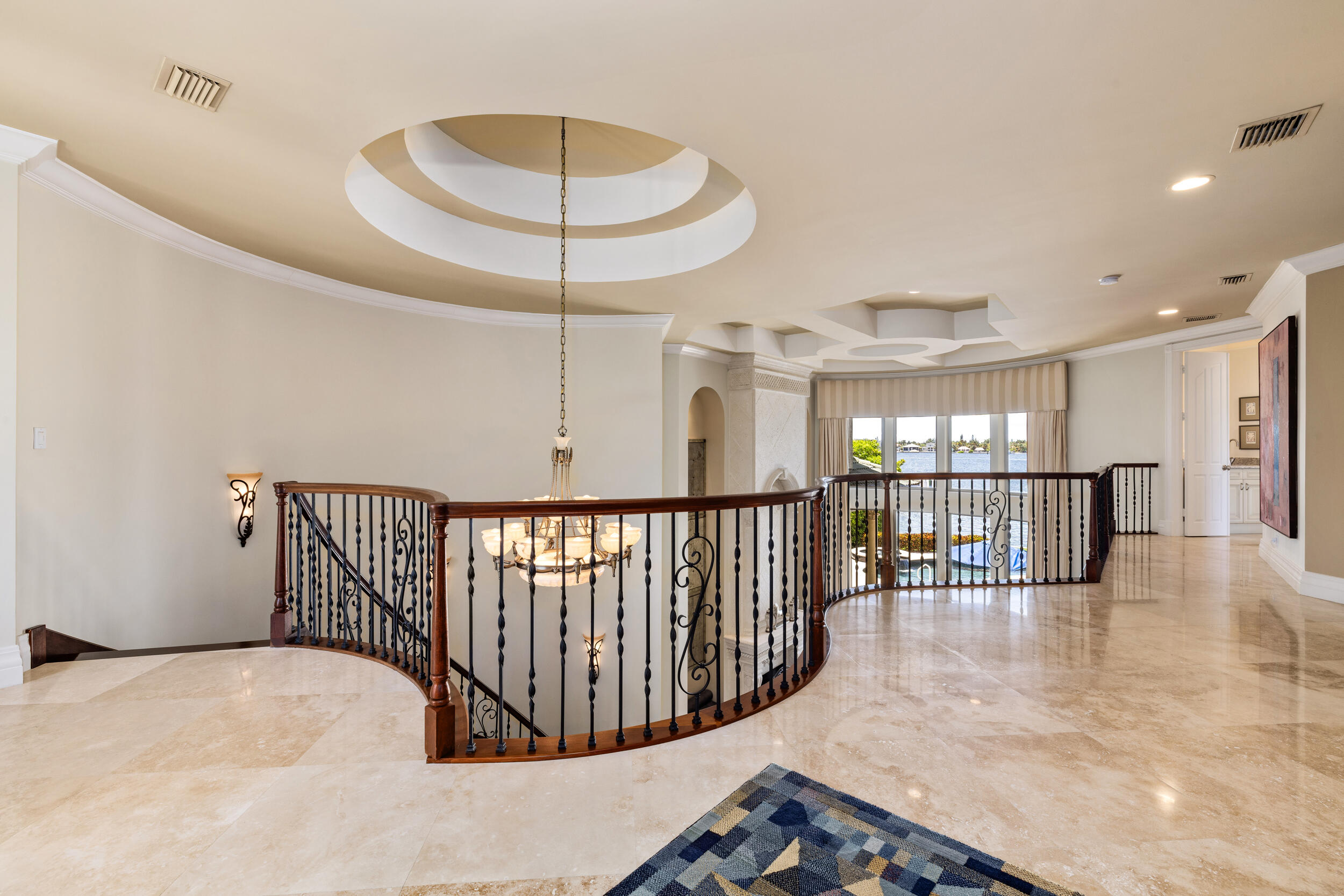 LAKE SHORES LANTANA - Residential