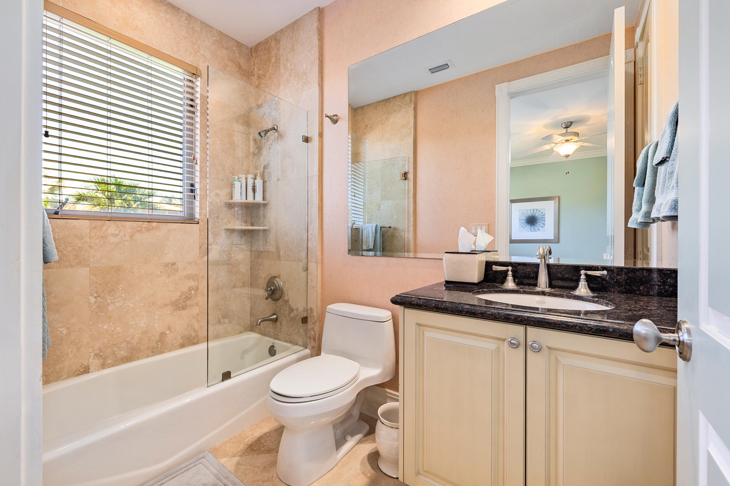 LAKE SHORES LANTANA - Residential