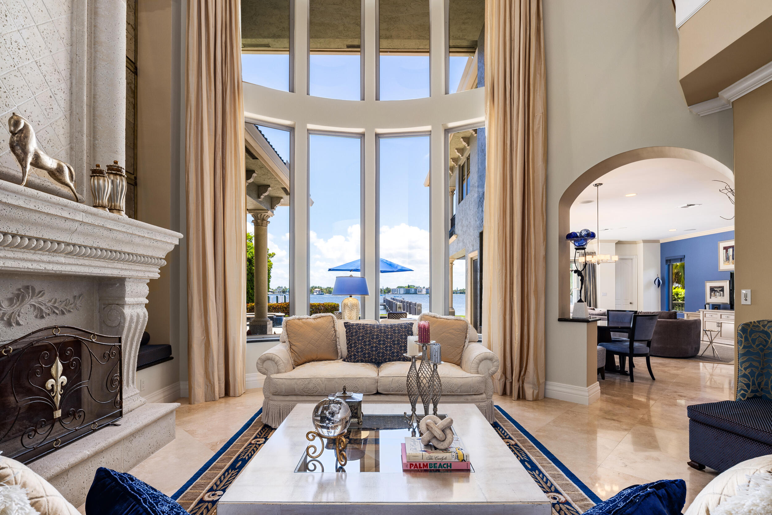 LAKE SHORES LANTANA - Residential