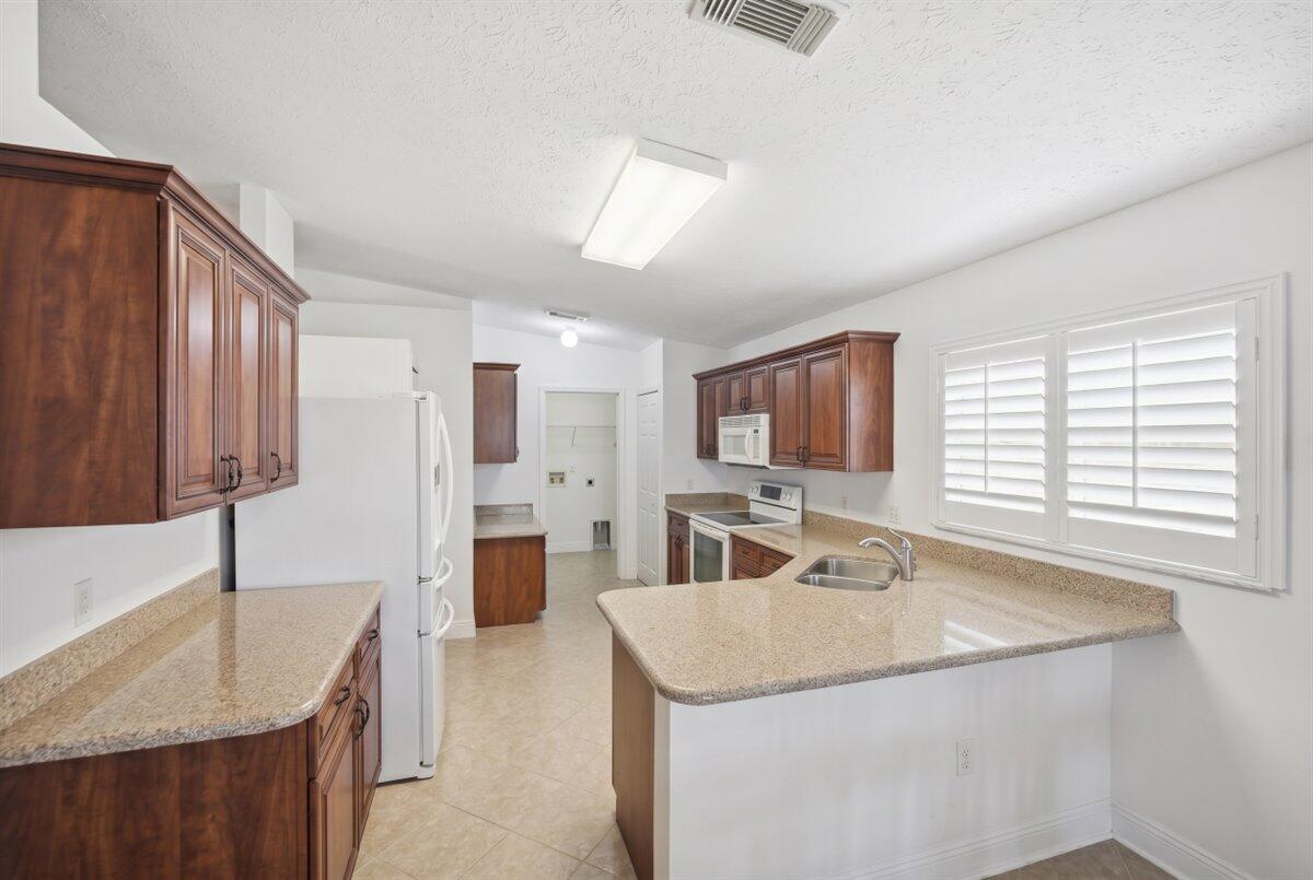 PALM GROVE SUBDIVISION - Residential