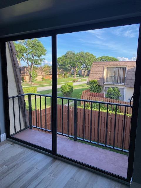 SPRINGDALE HOMES - Residential