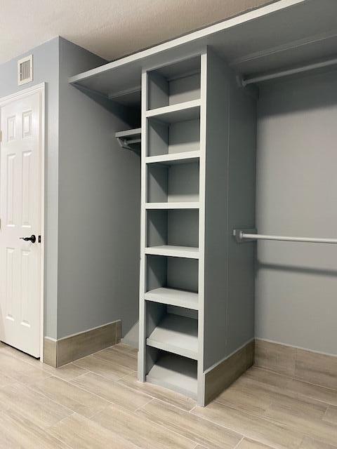 SPRINGDALE HOMES - Residential